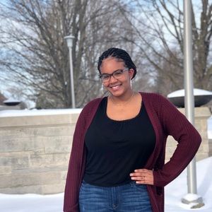 Meet your Posher, Whitney